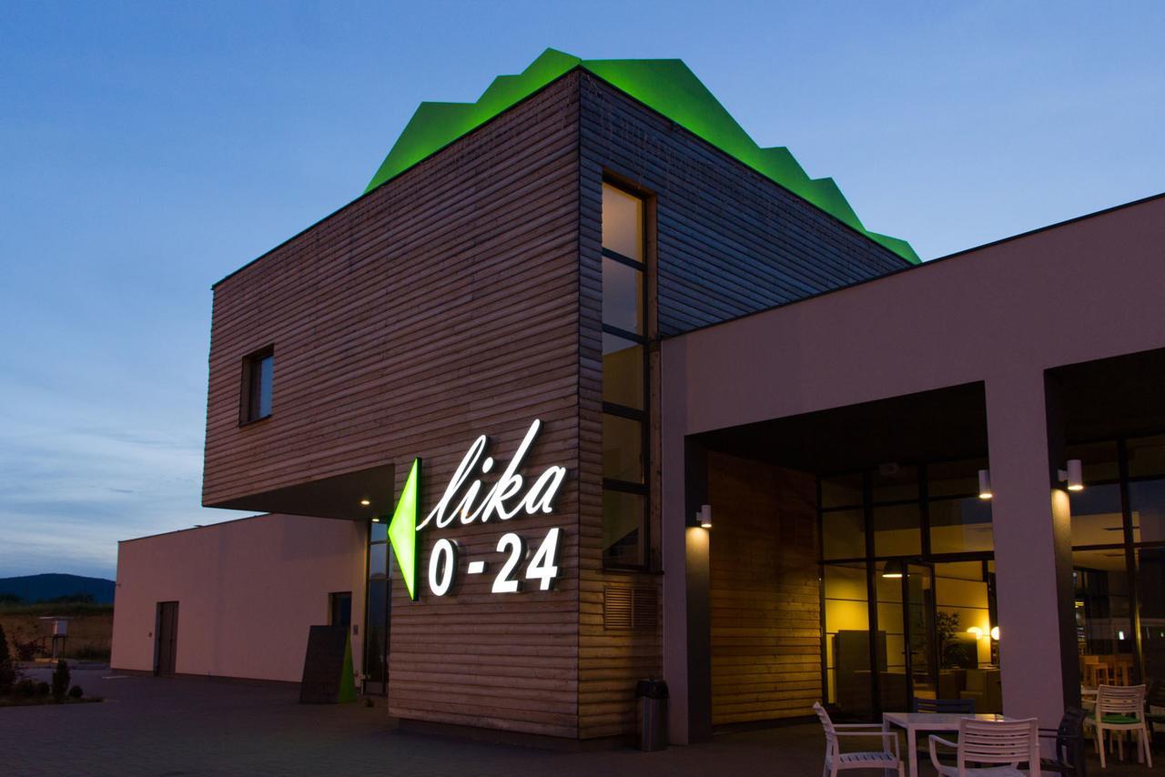 Hotel Lika Sjever Brinje エクステリア 写真