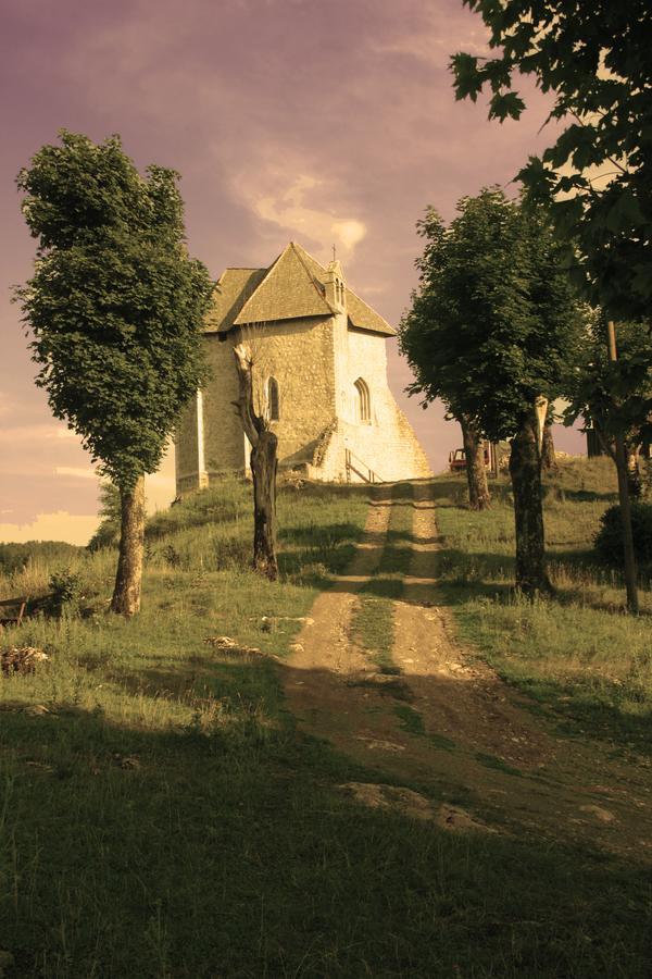 Hotel Lika Sjever Brinje エクステリア 写真